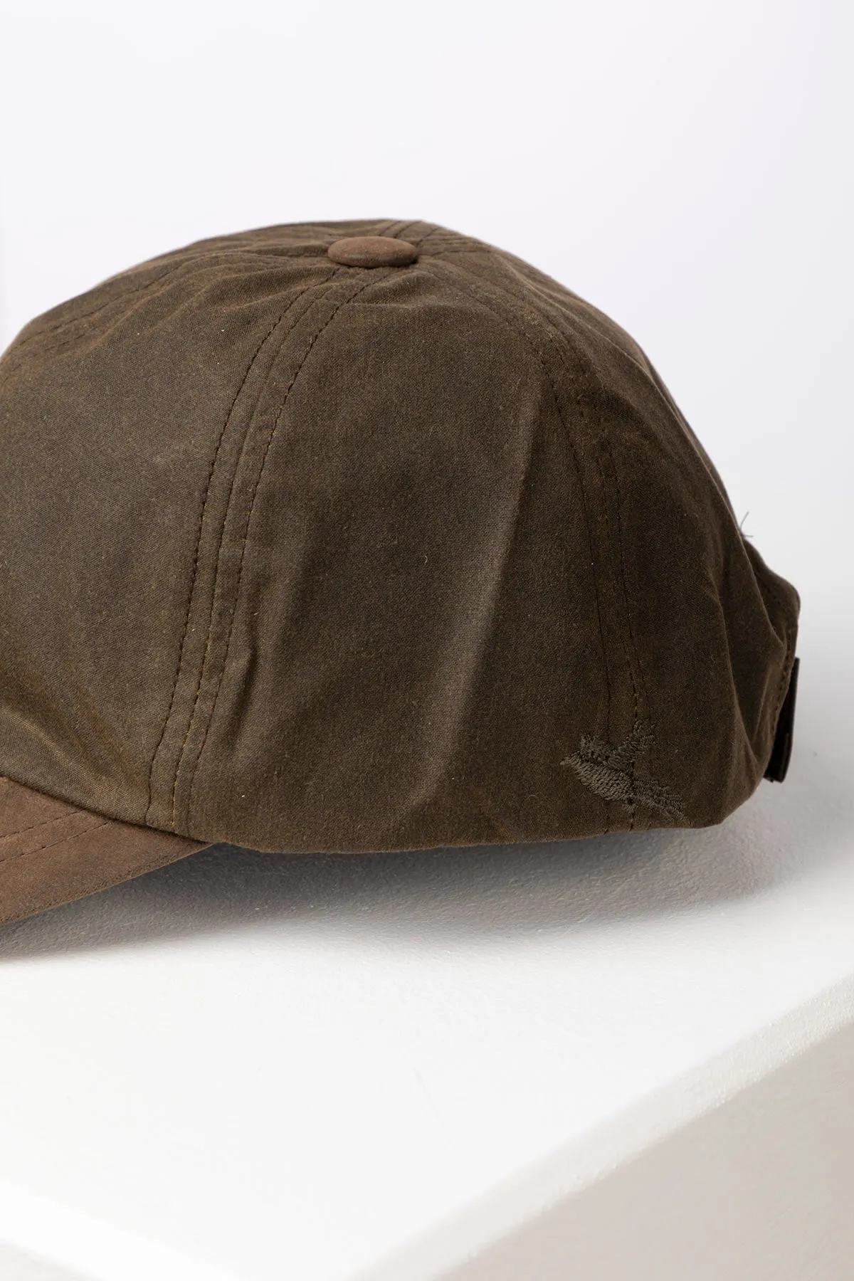 Men's Wax Baseball Cap with Nubuck Peak - Danby