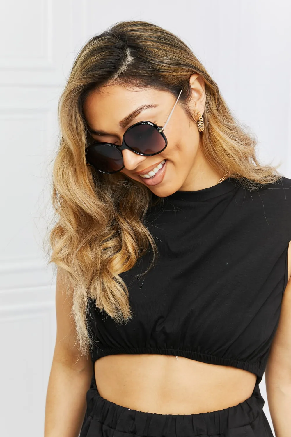 Metal-Plastic Hybrid Full Rim Sunglasses - 2 colors